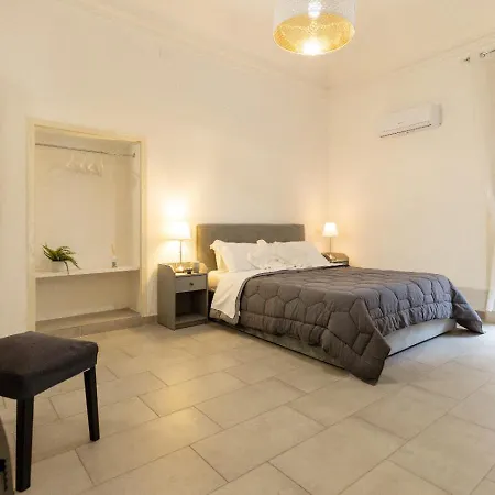 بيت ضيافة Duomo Luxury