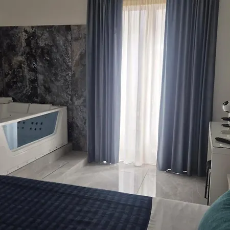 Duomo Luxury 4*